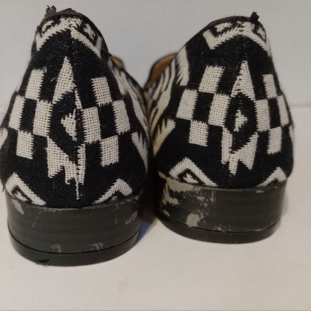 G.C. Tribal Flats Size‎ 7 - Picture 8 of 11